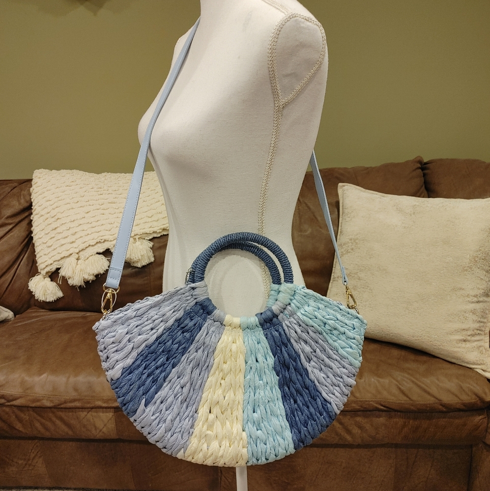 CROSSI Woven Rattan Bag in Pastel 14”W x 9”H x 4”D - Picture 2 of 10
